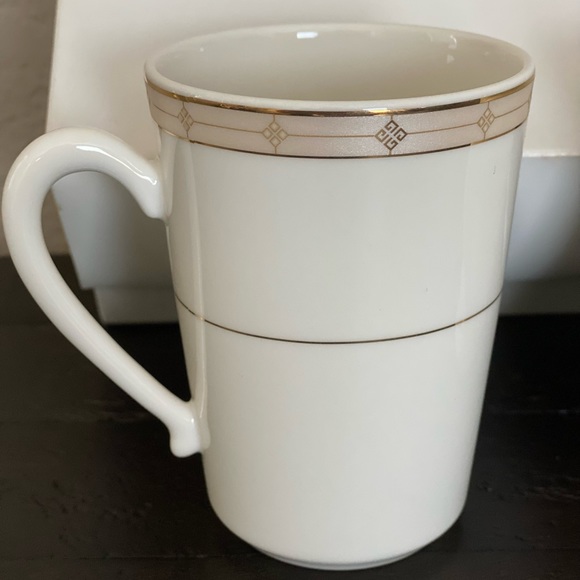 Unused Givenchy Coffee Cup (set) - Picture 2 of 7